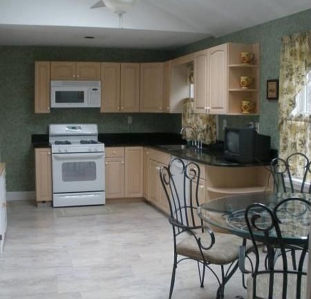 5th image of 141 Park Ave