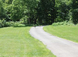 19115 Tipsico Lake Rd, Fenton, MI 48430