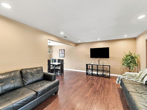 5th image of 2145 Ruby Ave