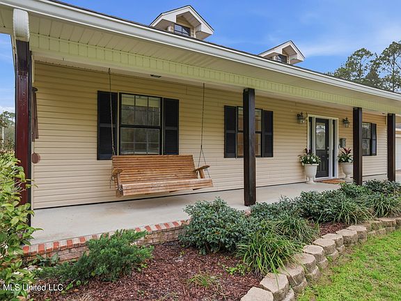 5th image of 14309 Parker Rd