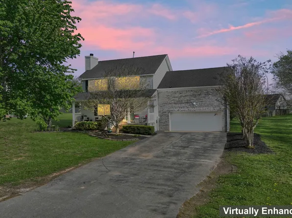 2710 Douglas Ln, Thompsons Station, TN 37179