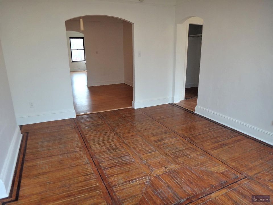1st image of 480 Henry St APT 3