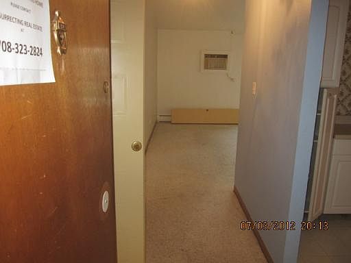 2nd image of 4224 S Saratoga Ave #J206
