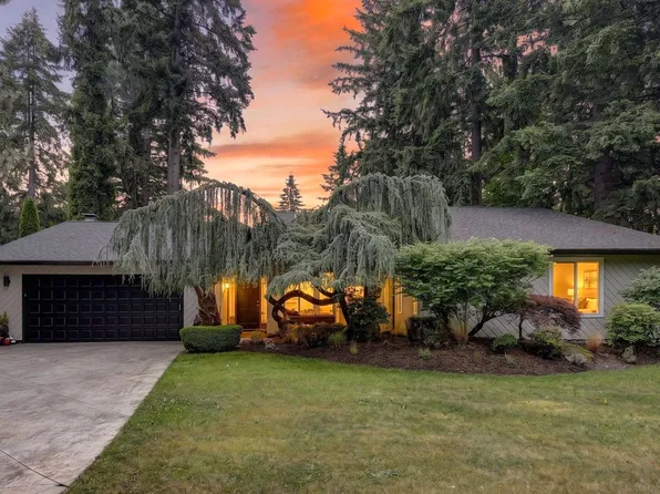 12713 SE 18th St, Vancouver, WA 98683