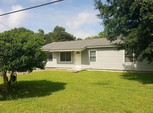 1917 Forrest St, Pascagoula, MS 39581