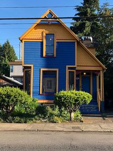 3530 SE Belmont St, Portland, OR, 97214