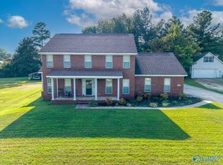50 Mountain Brook Dr, Trinity, AL 35673