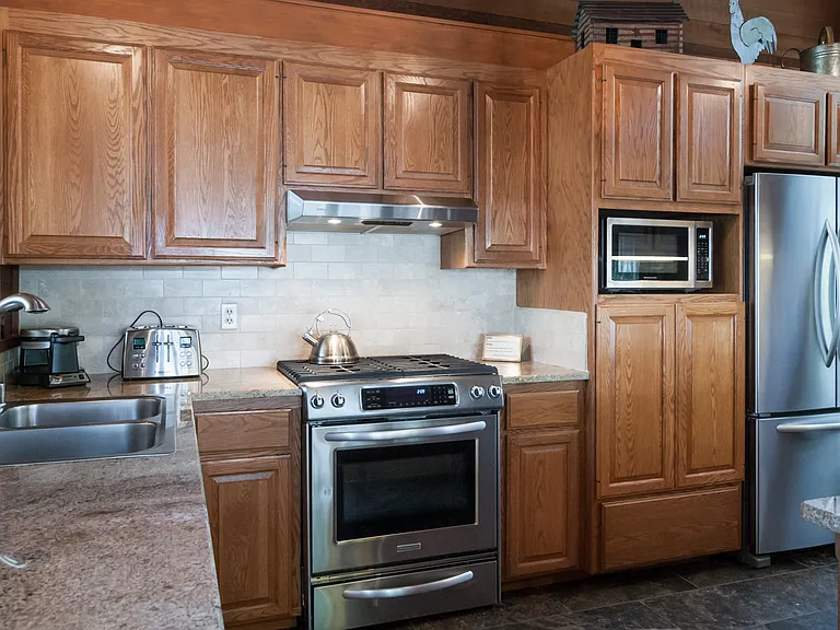 197 Marlette Dr — Photo 8