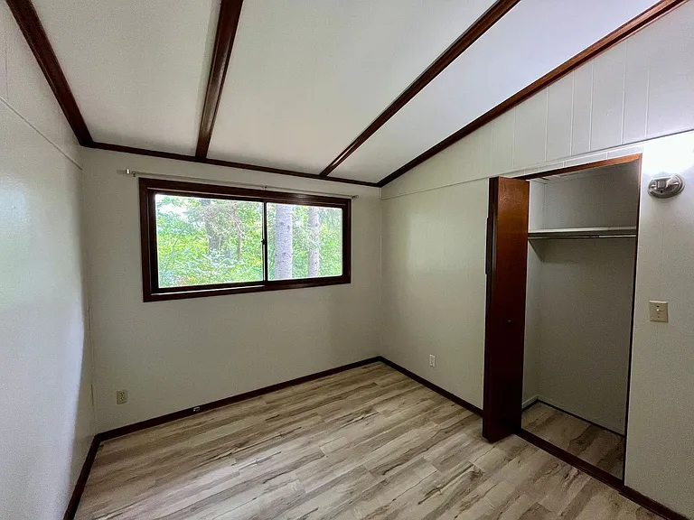 7373 Highway 8 — Photo 10