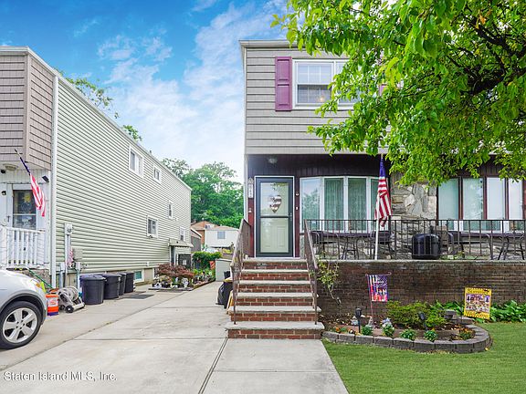 2nd image of 42 Mulberry Ave