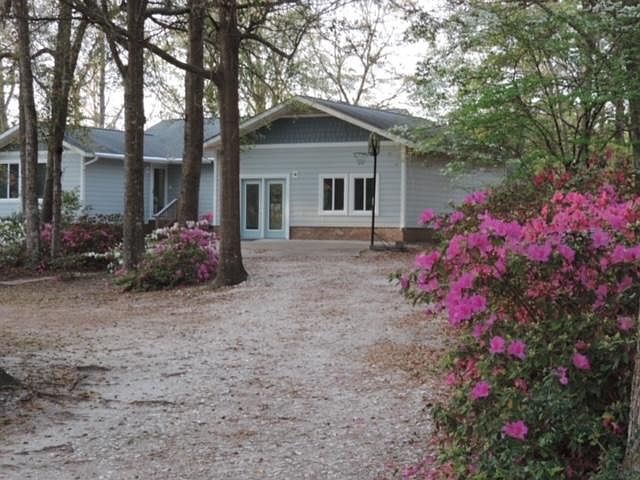 1st image of 576 Medcalf Dr