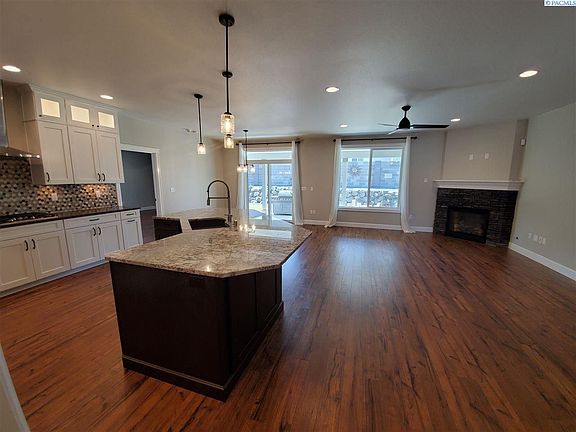 3rd image of 8771 W 11th Ave