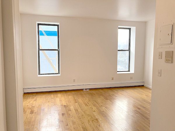 1st image of 2167 3rd Ave APT 3D