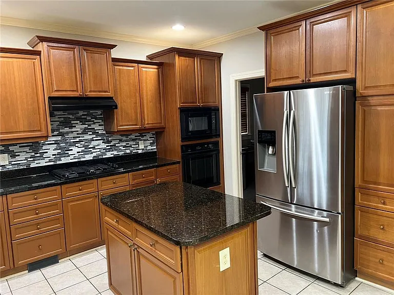 2476 Sewell Mill Rd — Photo 16