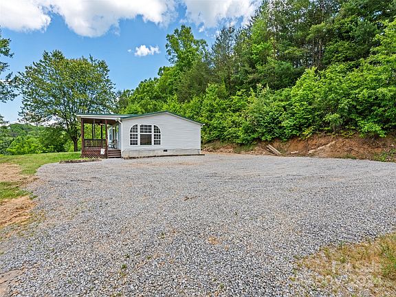 3rd image of 137 Adell Dr