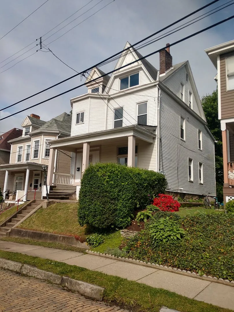 Building Photo - 14 S Grandview Ave