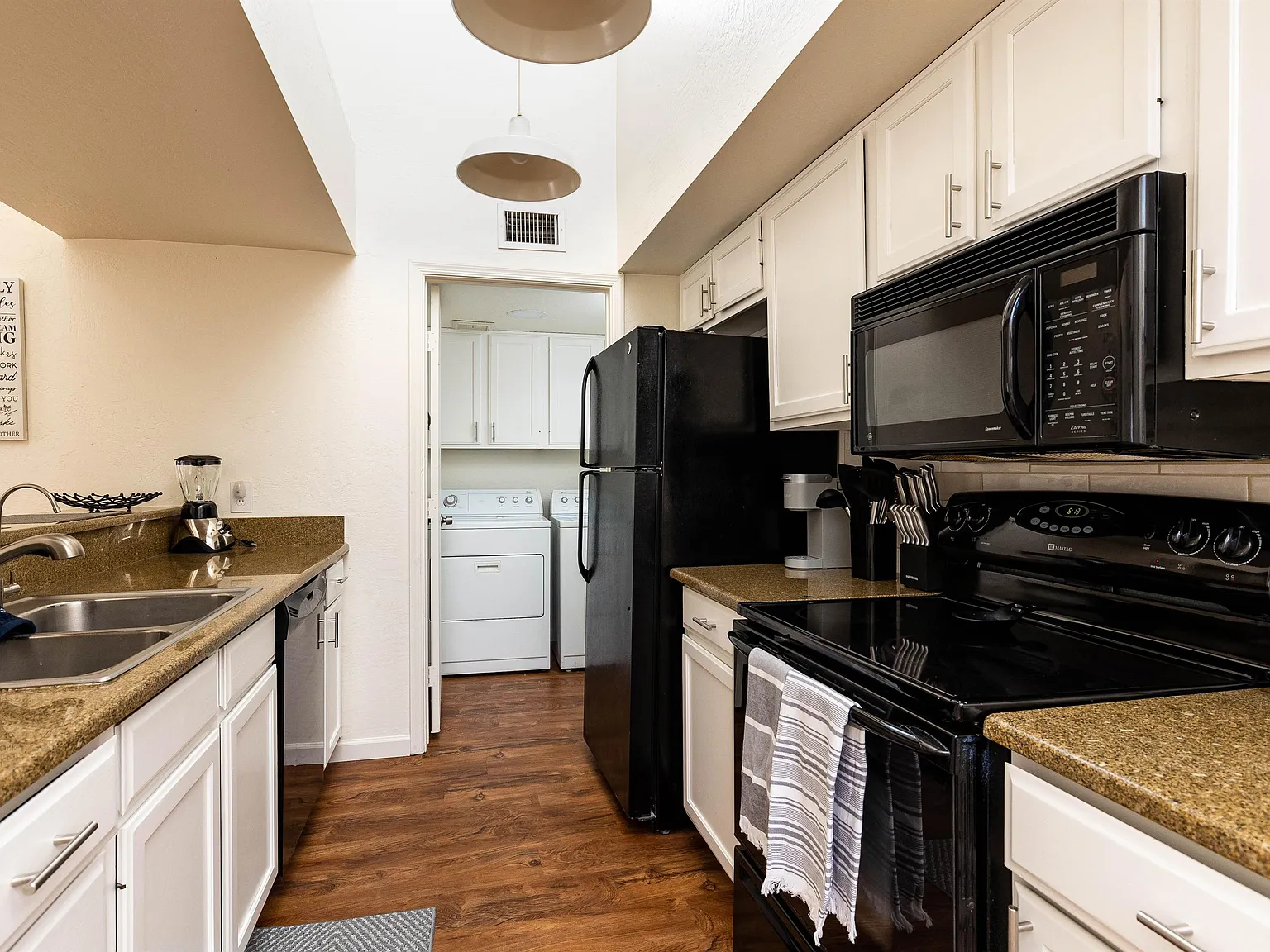 1111 West Summit Place - 10 — Photo 4