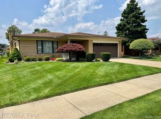28231 Aline Dr, Warren, MI 48093
