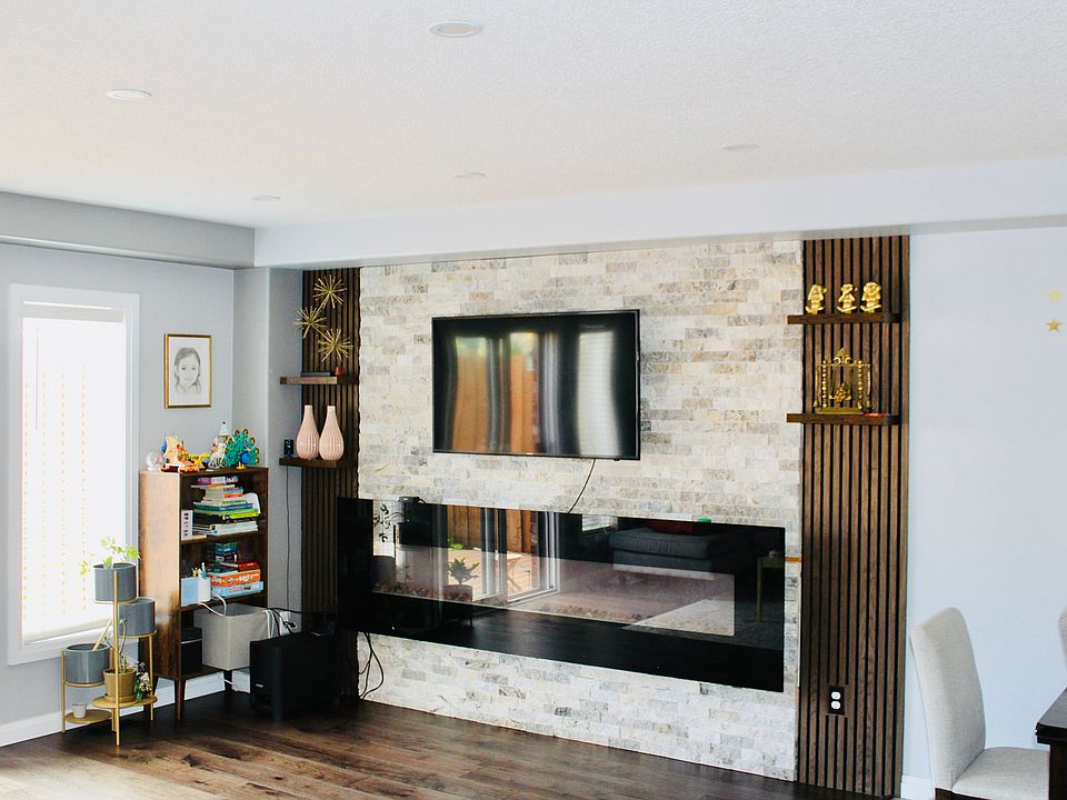 1st image of 123 Rochefort St