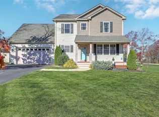52 Watercress Ct, Coventry, RI 02816
