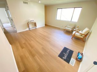 5650 S 38th St, Lincoln, NE 68516