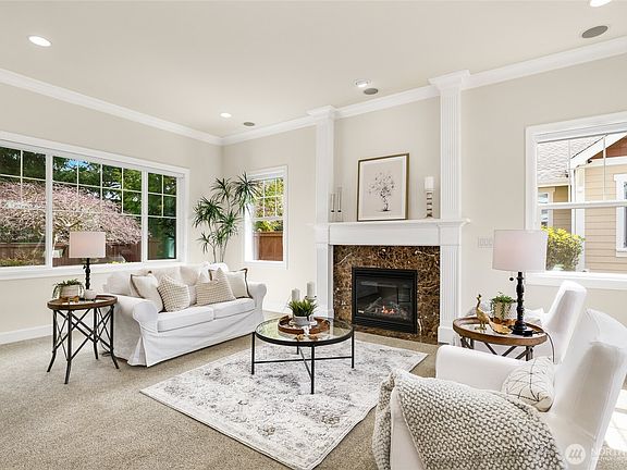 4th image of 7272 Rosemount Circle