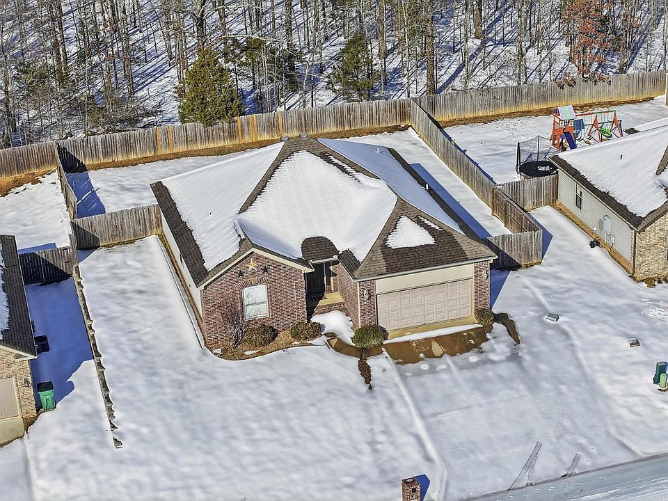 1st image of 328 Austin Creek Dr