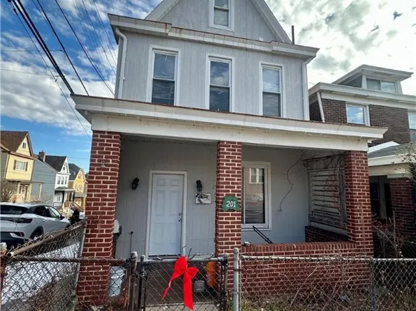 201 Clover St, Pittsburgh, PA 15210