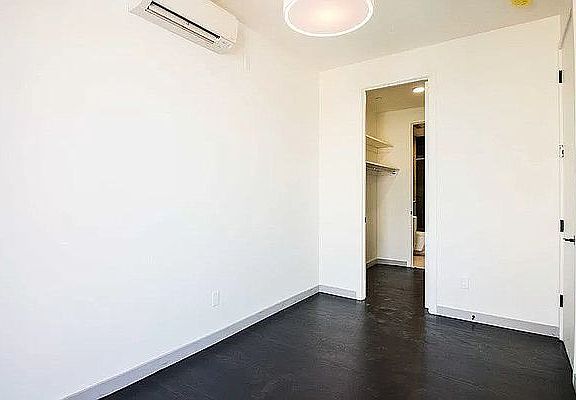 5th image of 229 Winthrop St #2B2