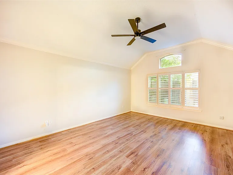 1231 Parkhaven Ln — Photo 33