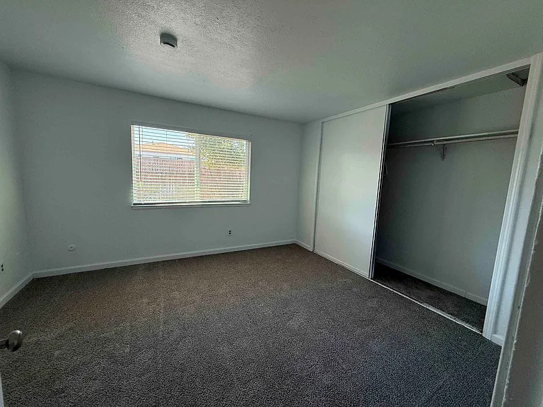 8620 Tiogawoods Dr — Photo 15