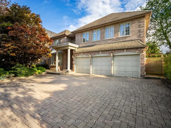 3 Cicada Ct, Toronto, ON M3B 1G4