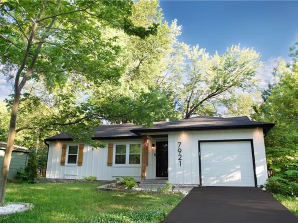 7921 W 91st Ter, Overland Park, KS 66212