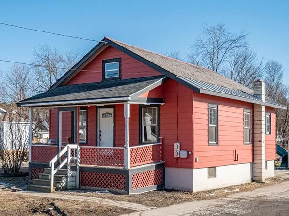 222 East Main Street, Poultney, VT 05764