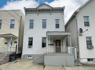 215 N 5th St FLOOR 2, Harrison, NJ 07029