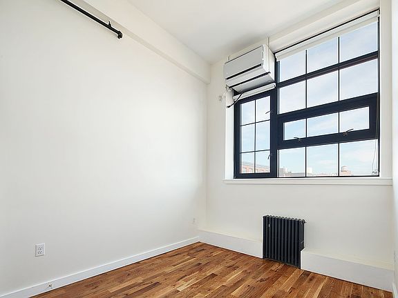 5th image of 76 N 4th St APT 418
