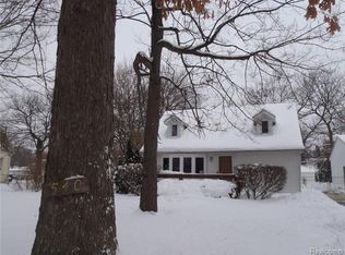 540 N Linville St, Westland, MI 48185