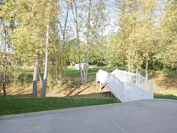 2nd image of 1119 Cherrywood Ct