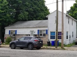 120 S Main St, Mount Wolf, PA 17347