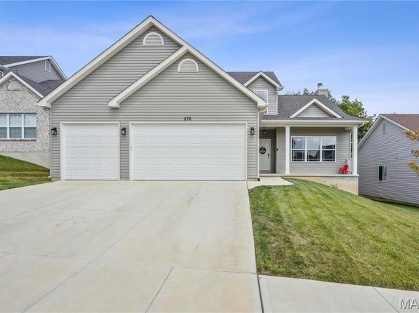 270 Wolf Pack Dr, Imperial, MO 63052