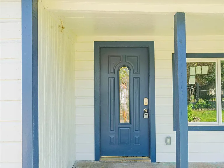 5718 Cherry St — Photo 3