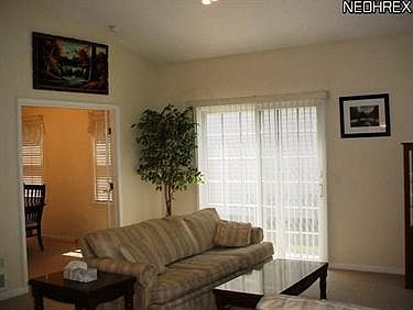 3rd image of 121 Arrow Ct