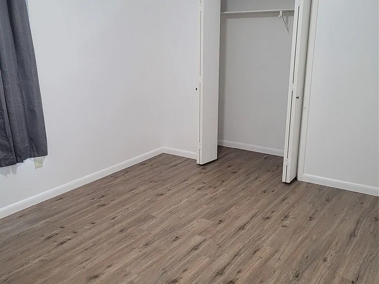 205 2nd Ave #2 — Photo 10