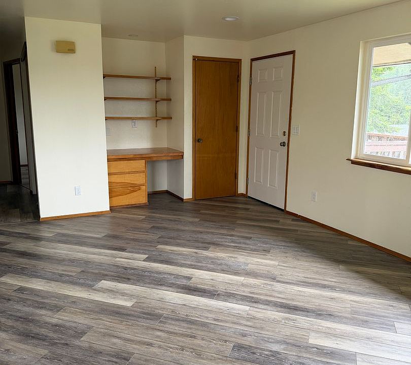 1st image of 469 7th Ave #1