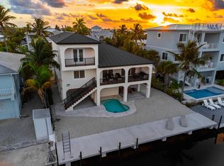 937 Gulf Dr, Summerland Key, FL 33042