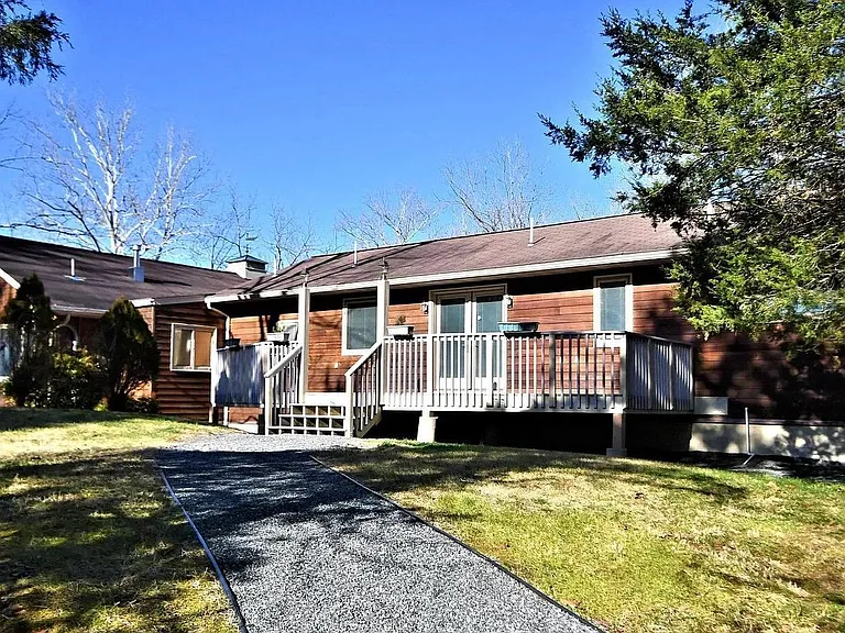 550 N Sanatoga Rd — Photo 24