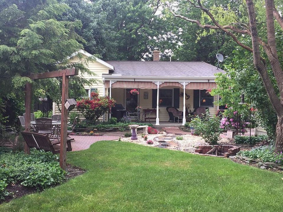1621 Cole Drive