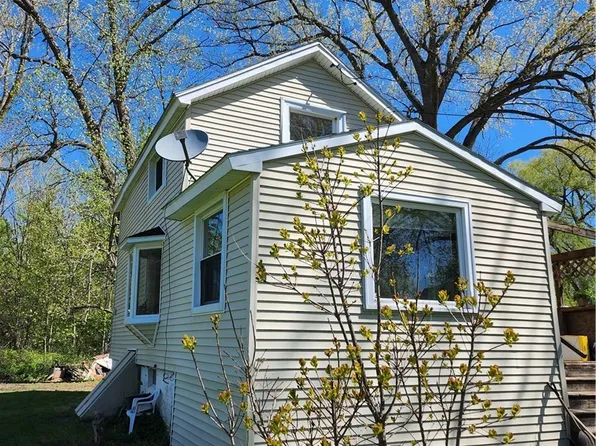 424 W Roswell Ave, Nedrow, NY 13120