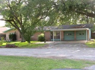 330 White Oak Trl, Bridge City, TX 77611