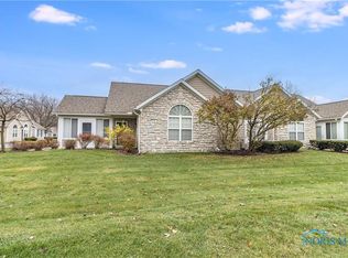 2263 Whispering Pines Dr #4, Toledo, OH 43617